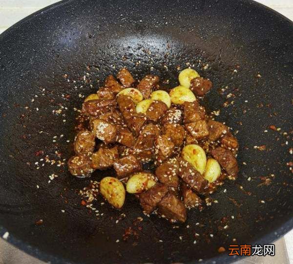 牛肉粒怎么炒，牛肉粒怎么做好吃又嫩