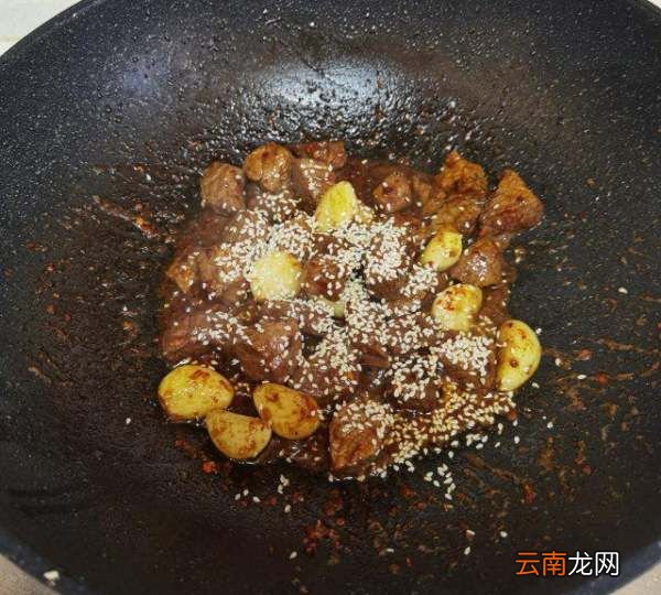 牛肉粒怎么炒，牛肉粒怎么做好吃又嫩