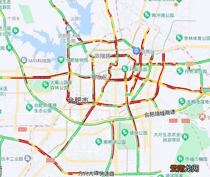 20多分钟上班车程花了1个半小时 记者开车实录雪天上班路