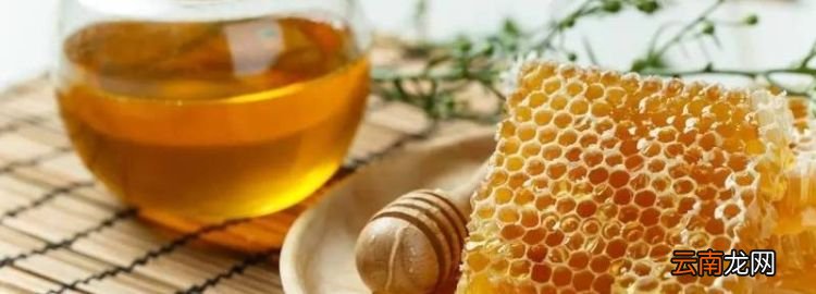 蜂蜜用多少度水冲泡，蜂蜜水用多少度水冲泡好