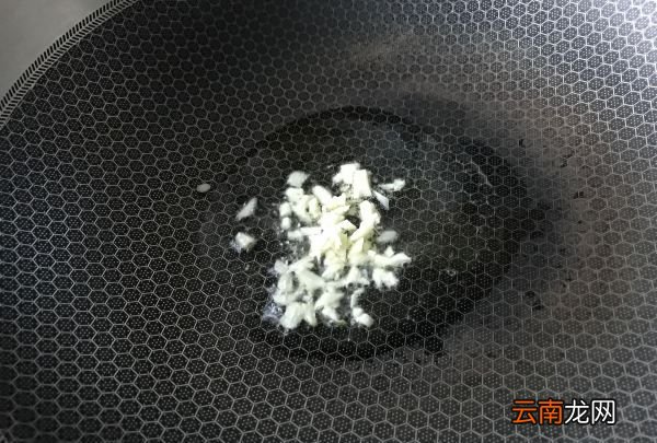 炒羊肉怎么做好吃，怎样炒羊肉片好吃窍门?