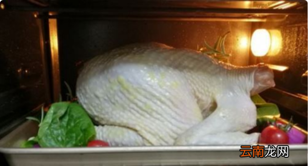 烤箱烤鸡要多长时间，烤鸡要烤多少分钟温度多少