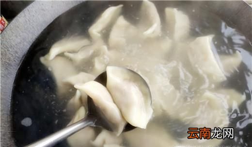 如何煮饺子？