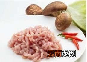 简单美味的家常肉丝面条